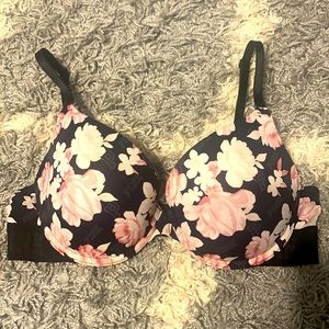 Victoria’s Secret push up bra